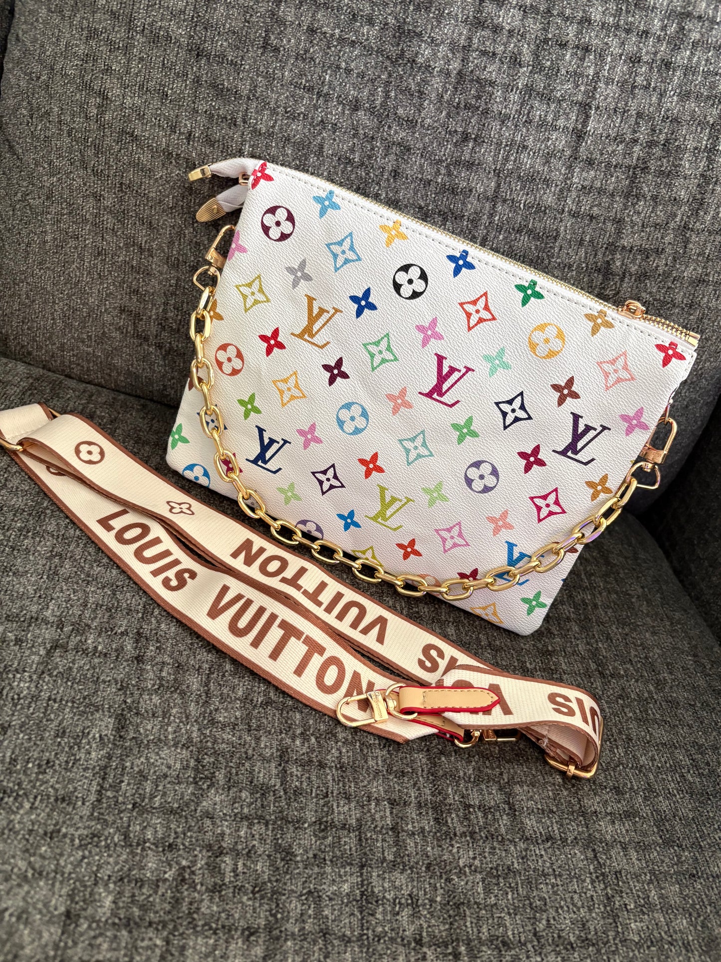 Floral “L” - Clutch