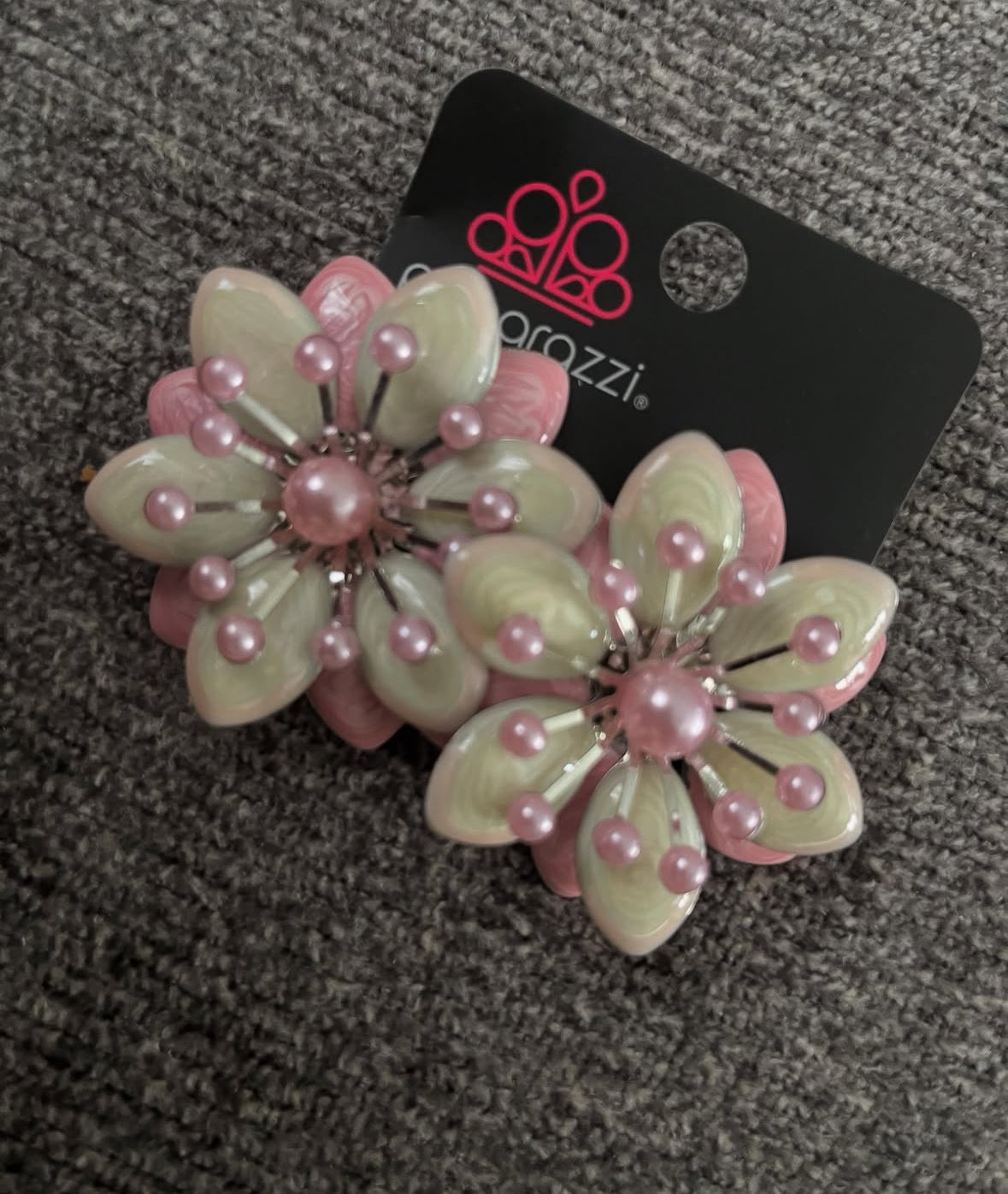Dimensional Dowry - Pink