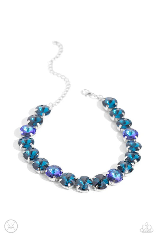 ALLURING A-LISTER - Blue